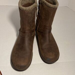 Teva Dark Brown Winter Boots